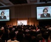 秋元康氏、挫折を経験して分かった大ヒットを生み出す秘訣を語る