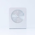 おしゃれな置き時計のおすすめ15選。かわいい北欧デザインからシンプルな置き時計まで