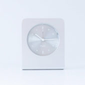 おしゃれな置き時計のおすすめ15選。かわいい北欧デザインからシンプルな置き時計まで