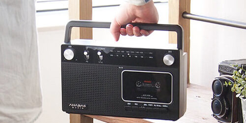【2025年版】おしゃれなラジカセのおすすめ5選。レトロなかっこいいデザインからかわいいCDラジカセまで