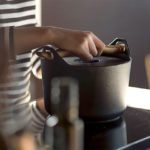 おしゃれな鍋のおすすめ19選。かわいいデザインの両手鍋からシンプルな片手鍋まで